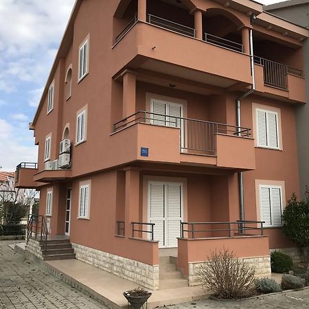 Apartments Juran Sukosan Ngoại thất bức ảnh